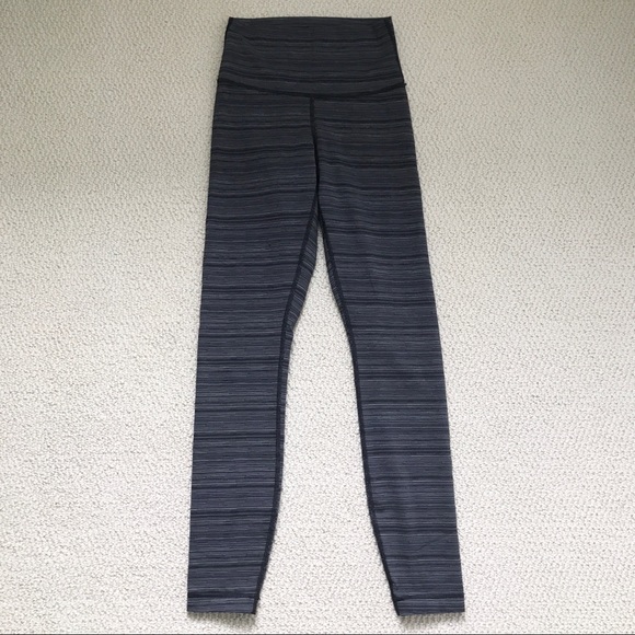 Lululemon High Times Pant Luxtreme Size 2 - Picture 2 of 5
